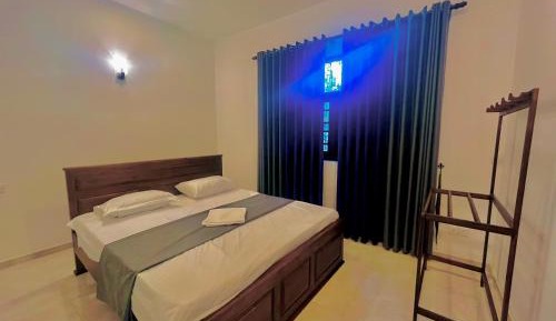 Villa with Garden View