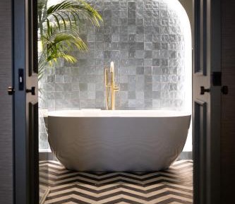 Deluxe Double Room with Bath