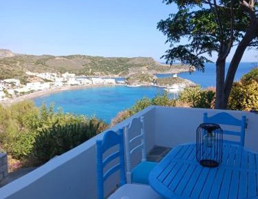 Studio Apartment with Sea View