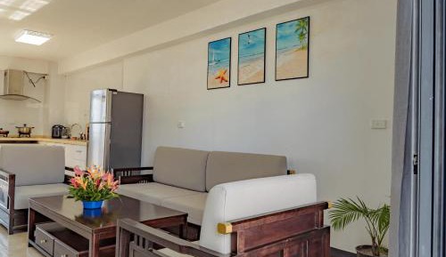 Apartment with Garden View