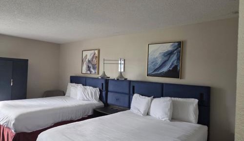 Queen Room - Non-Smoking