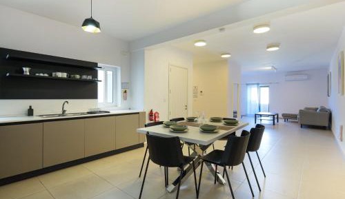 Three-Bedroom Apartment with Balcony