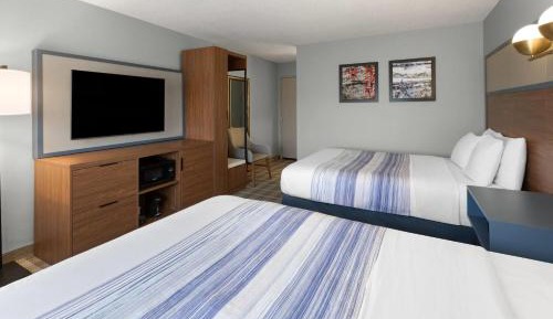 Queen Room with Two Queen Beds - Non-Smoking