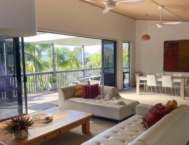 Three-Bedroom Holiday Home 