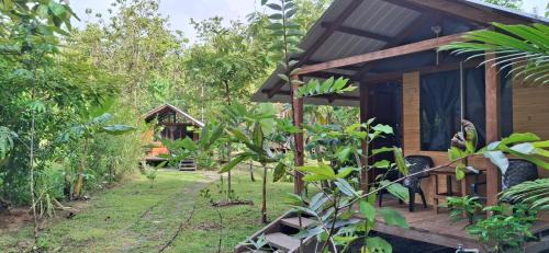 Triple Room with Private Bathroom