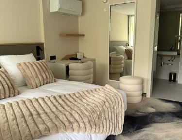 Double Room with Lake View