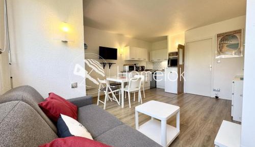 Studio with Terrace