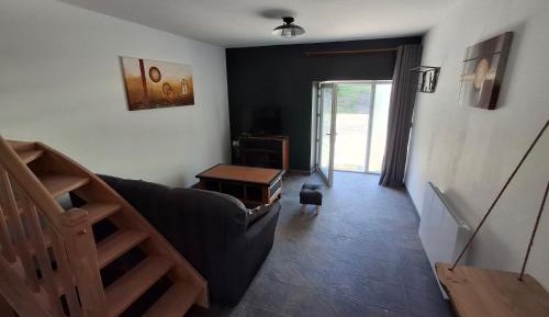 Three-Bedroom Apartment - High Floor