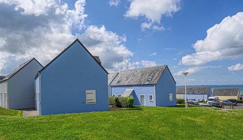 One-Bedroom Holiday Home