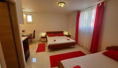 Standard Triple Studio