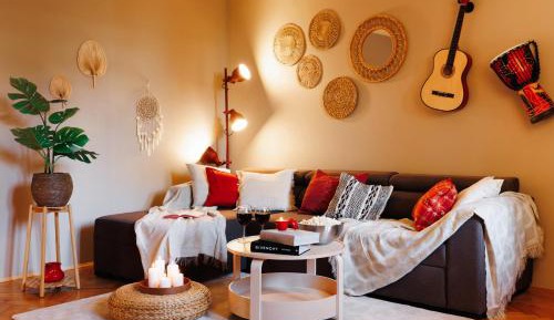 Three-Bedroom Apartment with Balcony