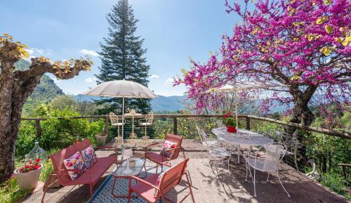 Superior One-Bedroom Apartment with Balcony