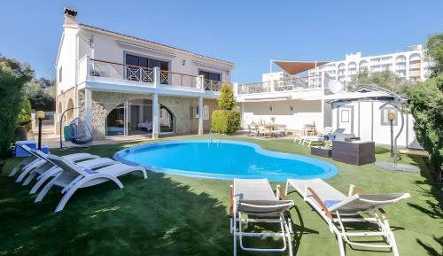 Six-Bedroom House