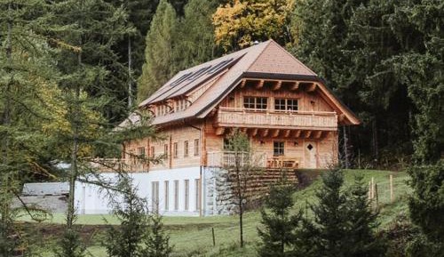Holiday Home with Shower