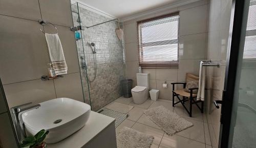 Queen Room with Shared Bathroom