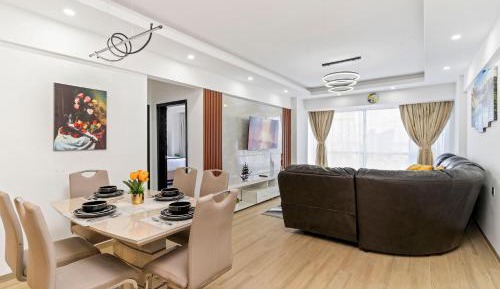 Apartment with City View