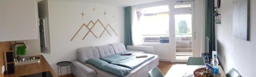 One-Bedroom Apartment with Shower