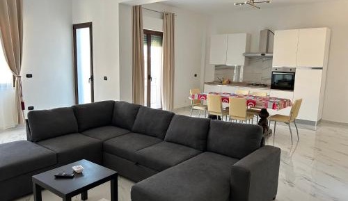 Three-Bedroom Superior Apartment