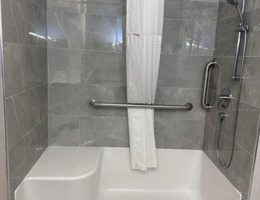 King Room - Disability Access/Non-Smoking