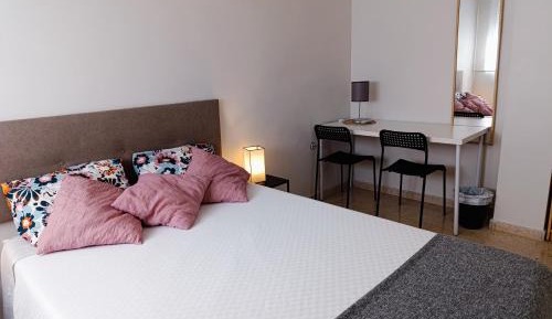Double Room with Shared Bathroom
