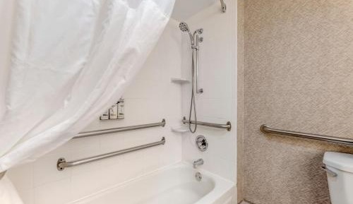 Deluxe King Room - Hearing Accessible 