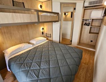 Triple Room (1 Double Bed + 1 Single Bed)