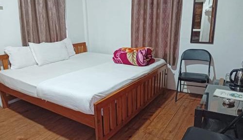 King Room with Pool View