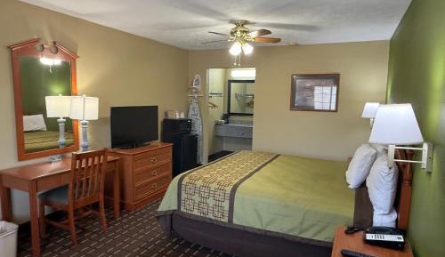 King Room - Non-Smoking