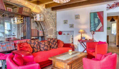 Five-Bedroom Holiday Home