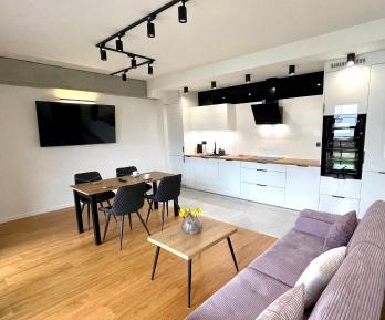 Two-Bedroom Deluxe Apartment with Balcony