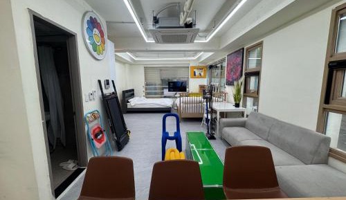 One-bedroom Loft Apartment 