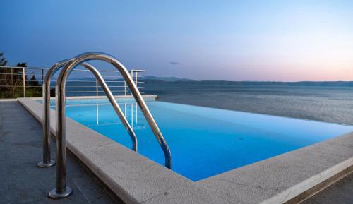 Three-Bedroom Apartment with Sea View