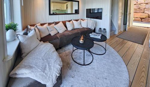 Three-Bedroom Holiday Home 