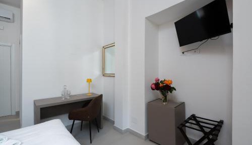 Economy Double or Twin Room