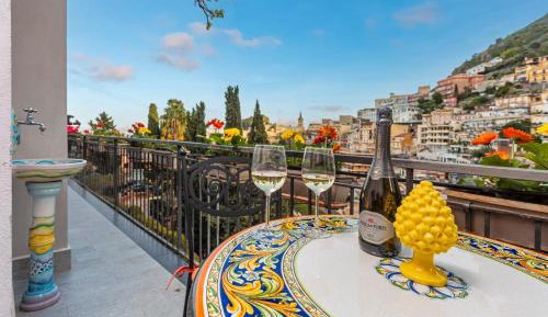 Superior One-Bedroom Apartment with Balcony