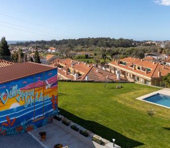 Three-Bedroom Premium Apartment with Resort View