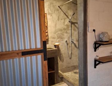 Triple Room with Private Bathroom