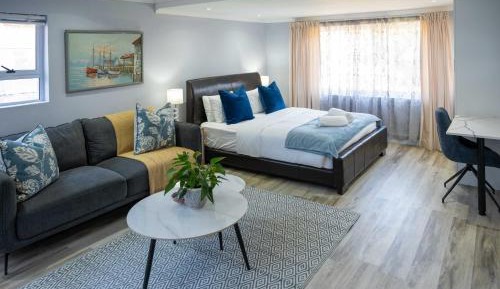 One-Bedroom Apartment with Garden View