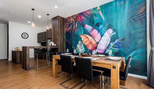 Deluxe One-Bedroom Apartment with Garden View