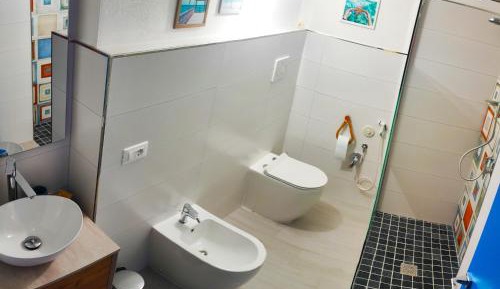 Double or Twin Room with Private Bathroom