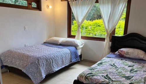 Standard Twin Room with Shared Bathroom