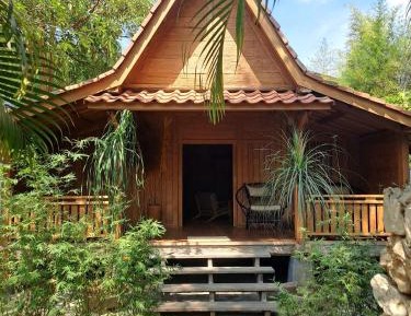 Deluxe Bungalow