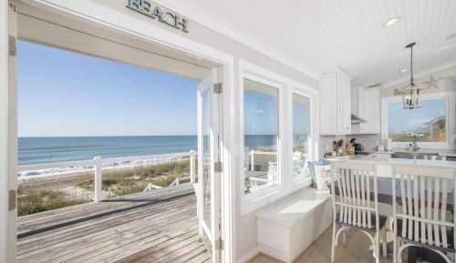 Four-Bedroom Holiday Home