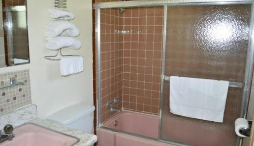 2 Full Beds Non-Smoking
