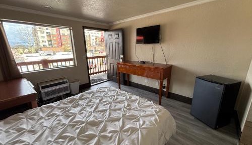 Queen Room - Non Smoking