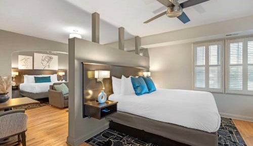 King Loft Suite with Sofa Bed and Kitchenette - Annex