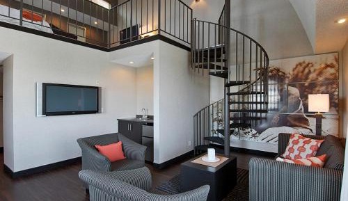 Spiral Loft King Suite - Non-Smoking