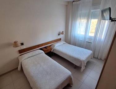 Large Single Room