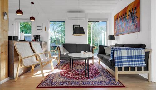 Four-Bedroom Holiday Home