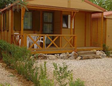 Two-Bedroom Bungalow (5 Adults)